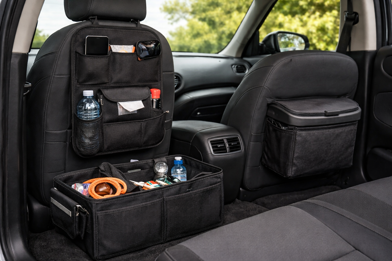 Poriadok a pohodlie v aute